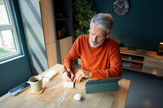 Taking Notes at Home