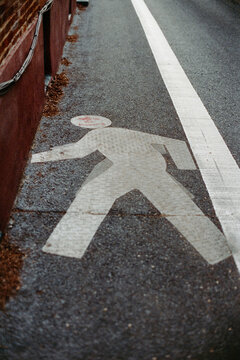 Pedestrian Smiley
