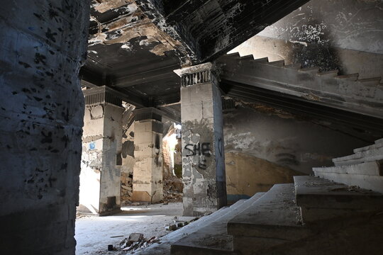 Abandoned Constructivist Chirchiqstroy Hotel and Former Industrial Technical College in Uzbekistan
