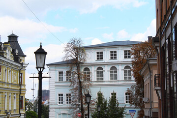old buildings on the streets of Kyiv, Ukraine © Iryna