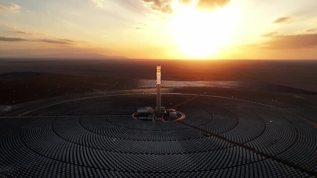 tower molten salt solar thermal power station panoramic view