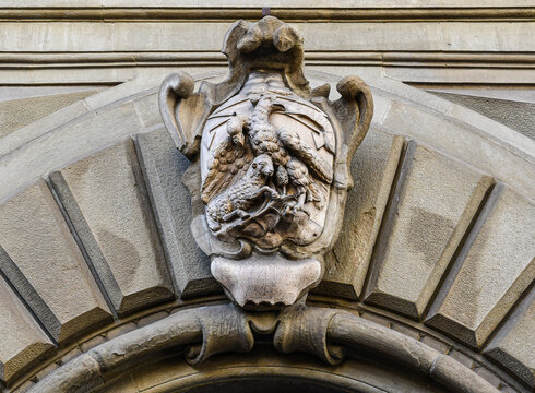 Ancient stone coat of arms of the Pecori family attributed to Giovanni Battista Foggini, Florence, Tuscany, Italy