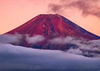 忍野村から富士山 © 文明 金本