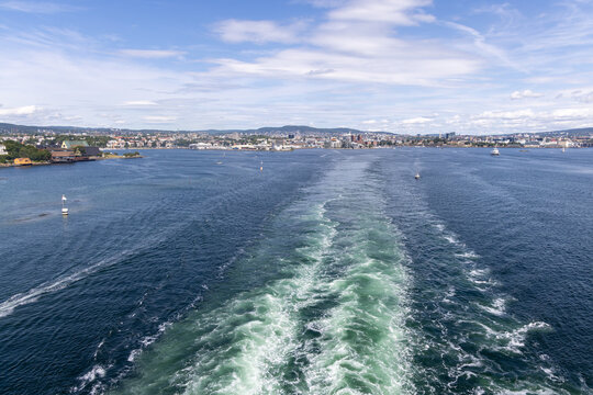 Ausfahrt aus Oslo &ndash; Blick &uuml;ber den Oslofjord