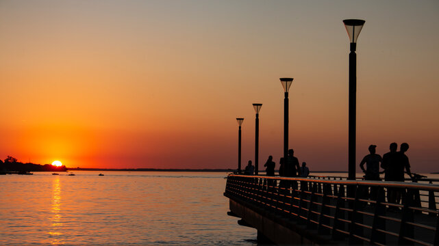 Atardecer sunset hora dorada paisaje