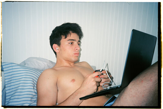Teen Bed Video Game Laptop