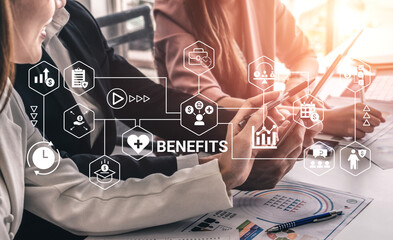 Obraz premium Employee benefits structure includes financial incentives, work flexibility, and career support Parse