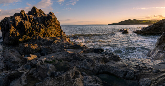 gower waves crashing