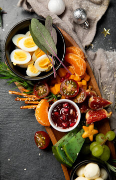 Variety of Christmas healthy snacks.
