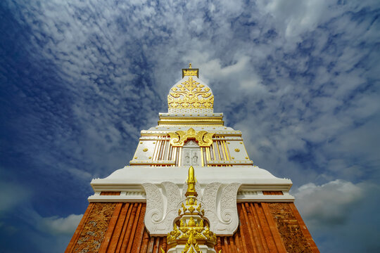 The beauty of Phra That Phanom in Nakhon Phanom province makes it one of the must-visit places in northeastern Thailand.