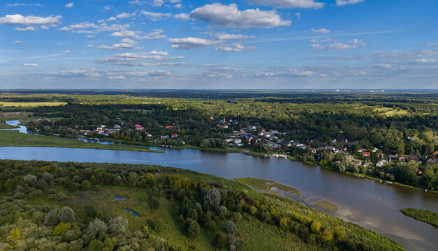 The village of Kulig&oacute;w, picturesquely situated by the Bug River.