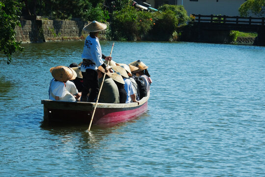 柳川の堀割りをゆったりした気分で川下りの旅