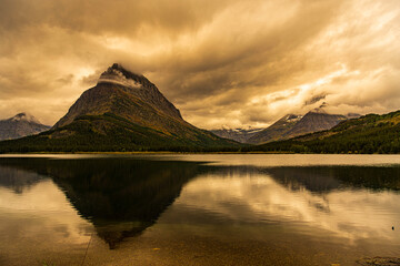 Glacier NP 7 Many Glacier Area © joemeyer