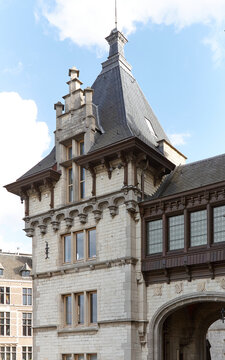  Het Steen Castle in Antwerp, showcasing stunning medieval architecture with intricate stonework and a picturesque sky, representing Belgium's rich historical heritage.Antwerp, Belgium-October 4, 2025