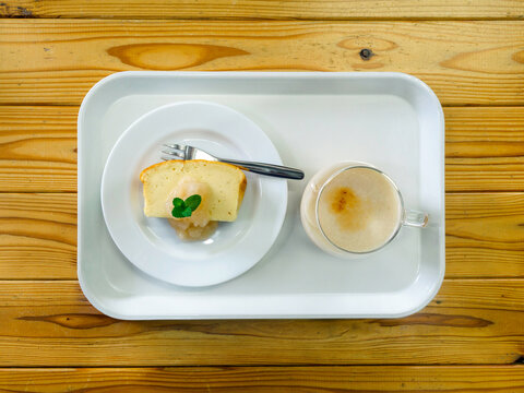 甘酒ドリンクとパウンドケーキのスイーツセット