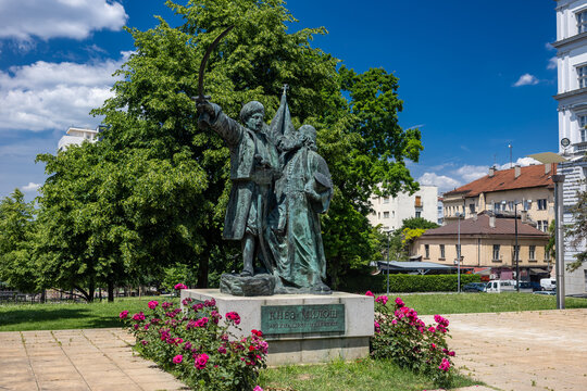 "Takovski Ustanak" Monument - Prince Milos Obrenovic and Archimandrite Melentije Pavlovic, Belgrade
