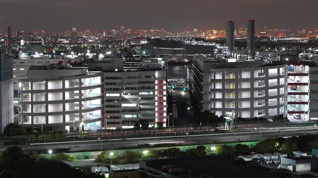川崎マリエンから望む京浜工業地帯と都市夜景
