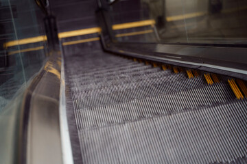 Empty shopping mall escalator and elevator button detail © Павло Сафонов