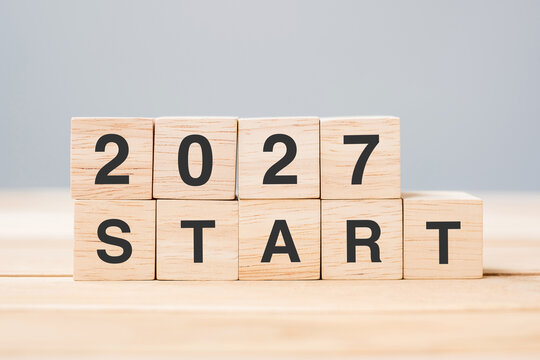 2027 START text on table. Resolution, strategy, goal, motivation, reboot, business and New Year holiday concepts