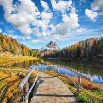 Breathtaking view of popular travel destination mountain lake Antorno in autumn. Location: Antorno lake, Dolomiti alps, Province of Belluno, Italy, Europe