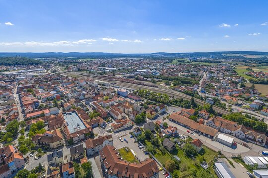 Die oberpf&auml;lzer Kreisstadt Schwandorf an der Naab aus der Vogelperspektive