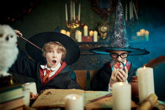 Divining Young Wizards