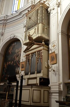 Ragusa Ibla, Sicily 01.03.2020: antique pipe organ and the corresponding organ loft of the Church of San Giuseppe in Ragusa Ibla