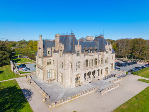 Ochre Court is a Gilded Age mansion in Bellevue Avenue Historic District in Newport , Rhode Island RI, USA. This building is now owned by Salve Regina University. 