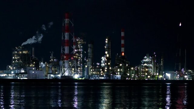 青崎から望む工場夜景（大在ディズニー）