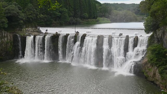 沈堕の滝