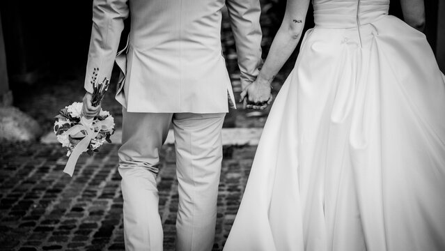 Closeup photo of holding hands