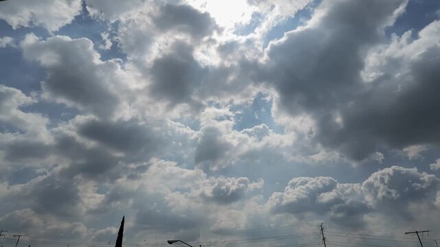 nubes, timelapse, nubes en movimiento, cielo, cielo nublado, movimiento de nubes, formaci&oacute;n de nubes, nubes blancas, nubes de tormenta, clima, meteorolog&iacute;a, atm&oacute;sfera, paisaje, cielo azul, naturaleza,