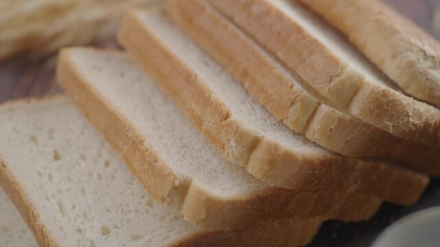 How to make simple sandwiches with white bread at home
