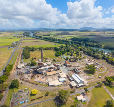 Playstowe Cane Mill being dismantled