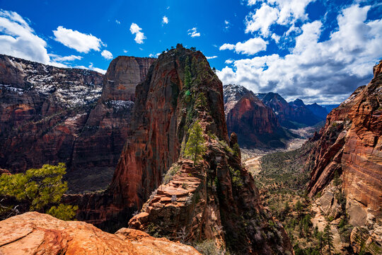 Angel's Landing trail, Zion National park, Utah, USA