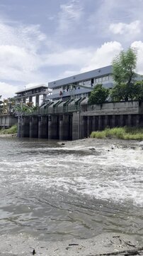 Bueng Nong Bon Pumping Station and Inlet Sluice Gate, designed to address flooding issues in eastern Bangkok.