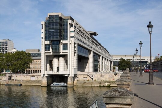 Minist&egrave;re de l'&Eacute;conomie et des Finances &agrave; Paris Bercy	