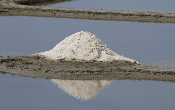 Les marais salants de Gu&eacute;rande en Loire-Atlantique