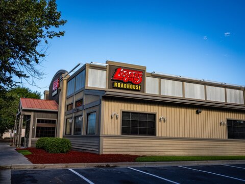 Logans Roadhouse Corner View in Pooler Georgia