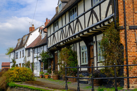Tewkesbury cottages