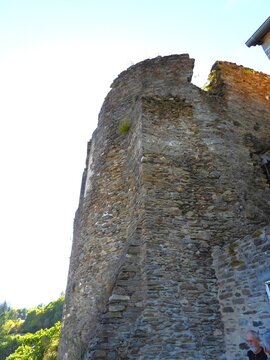 Ruines du ch&acirc;teau de S&eacute;gur le ch&acirc;teau,(Corr&egrave;ze)