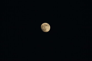 moon in the night sky © Аня Максимчук