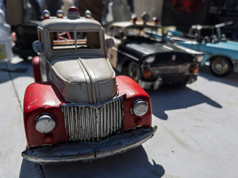 Vintage Toy Cars at a Flea Market: Unique Finds