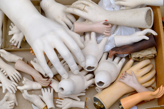Antique doll and mannequin hand parts