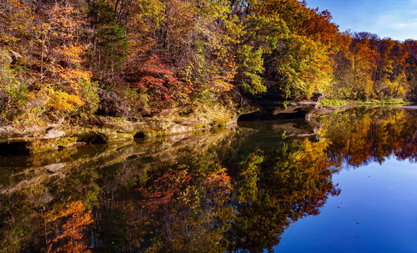 500-86 Sugar Creek Autumn