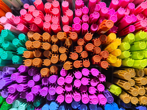 Vibrant assortment of colorful markers displayed in a creative arrangement
