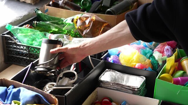 E-waste recycling. Disposal of defective household electrical appliances. Waste Management. Recycling Center
