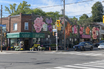 Obraz premium wide view of Rosedale Kennedy Flowers, a florist, located at 624 Mount Pleasant Rd, southwest corner of Manor Rd E, Toronto