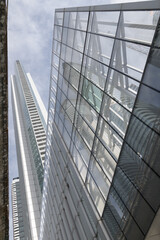 Obraz premium abstract, oblique upward view of the northwest elevation of 10 York Street, a condominium complex, seen from Harbour St in Toronto