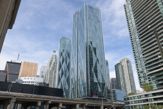 southwest elevation of CIBC Square, designed by WilkinsonEyre and Adamson Associates, located at 81 and 141 Bay St, Toronto